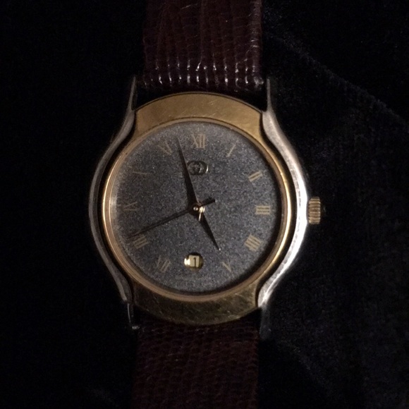 GUCCI watch—Authentic vntg silver gold gray face - Picture 4 of 8